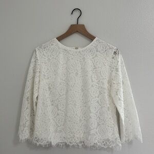 Elegant Floral Lace Blouse in white